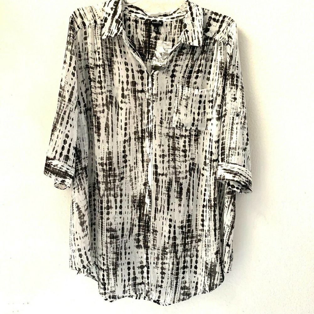Torrid Blouse sz3 Chiffon Tie Dye
